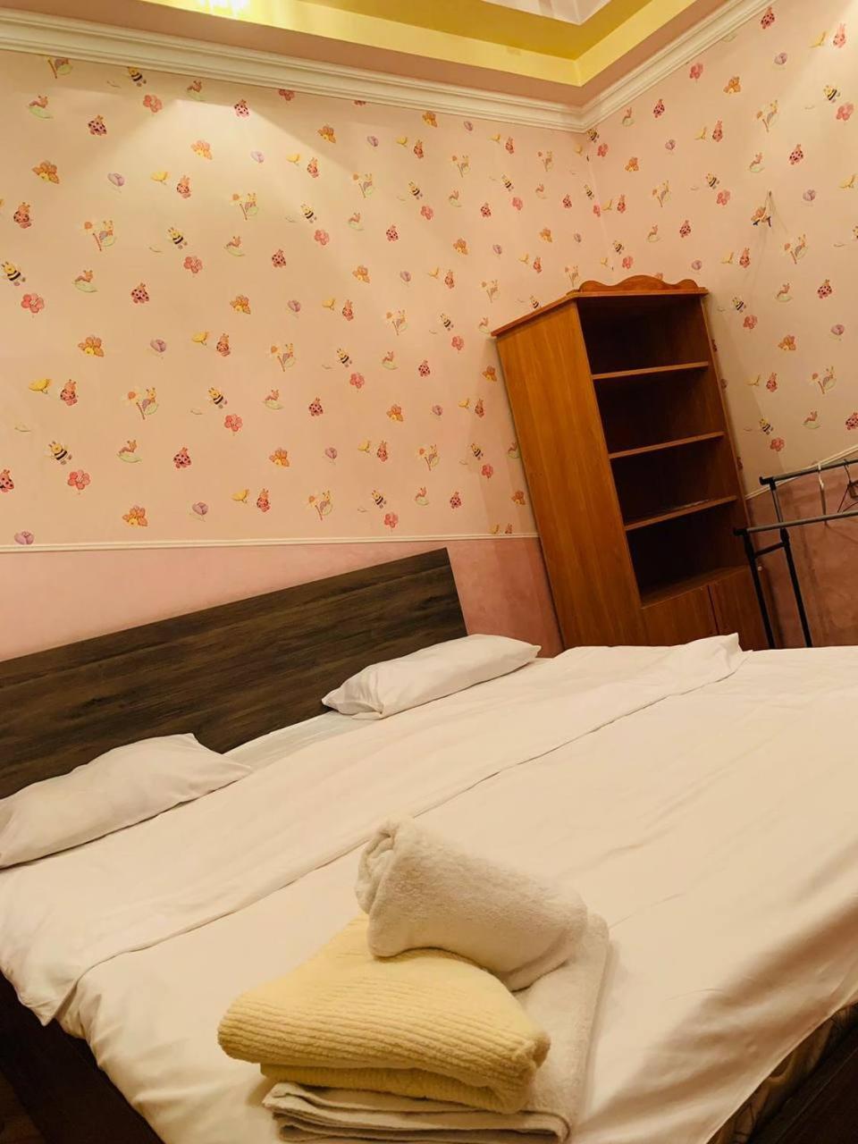 Centre Hotel-Hostel Ереван Екстериор снимка