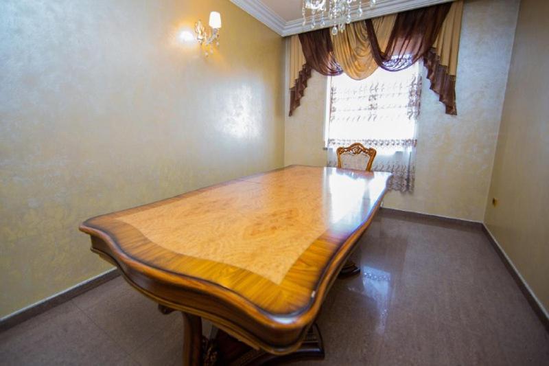 Centre Hotel-Hostel Ереван Екстериор снимка